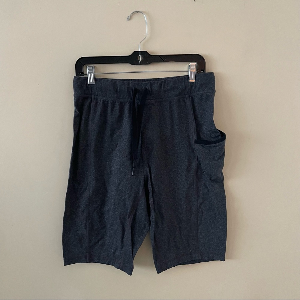Lululemon grey for the people shorts luon